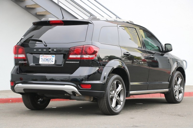Pre-Owned 2015 Dodge Journey Crossroad 4D Sport Utility in Huntington